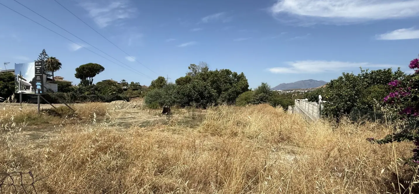 Продажа  жилого участка в San Pedro de Alcántara 0