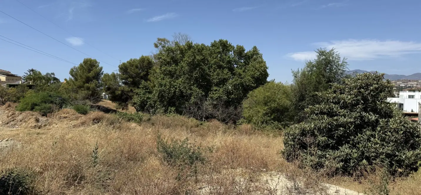 Продажа  жилого участка в San Pedro de Alcántara 3