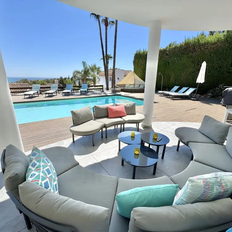 Продажа  отдельно стоящей виллы в La Cala de Mijas