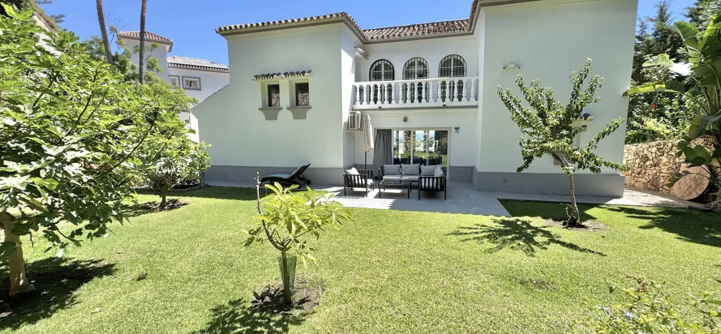 Продажа  отдельно стоящей виллы в La Cala de Mijas 4