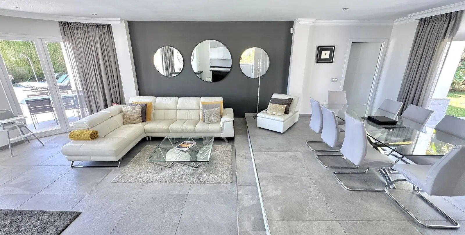 Продажа  отдельно стоящей виллы в La Cala de Mijas 11