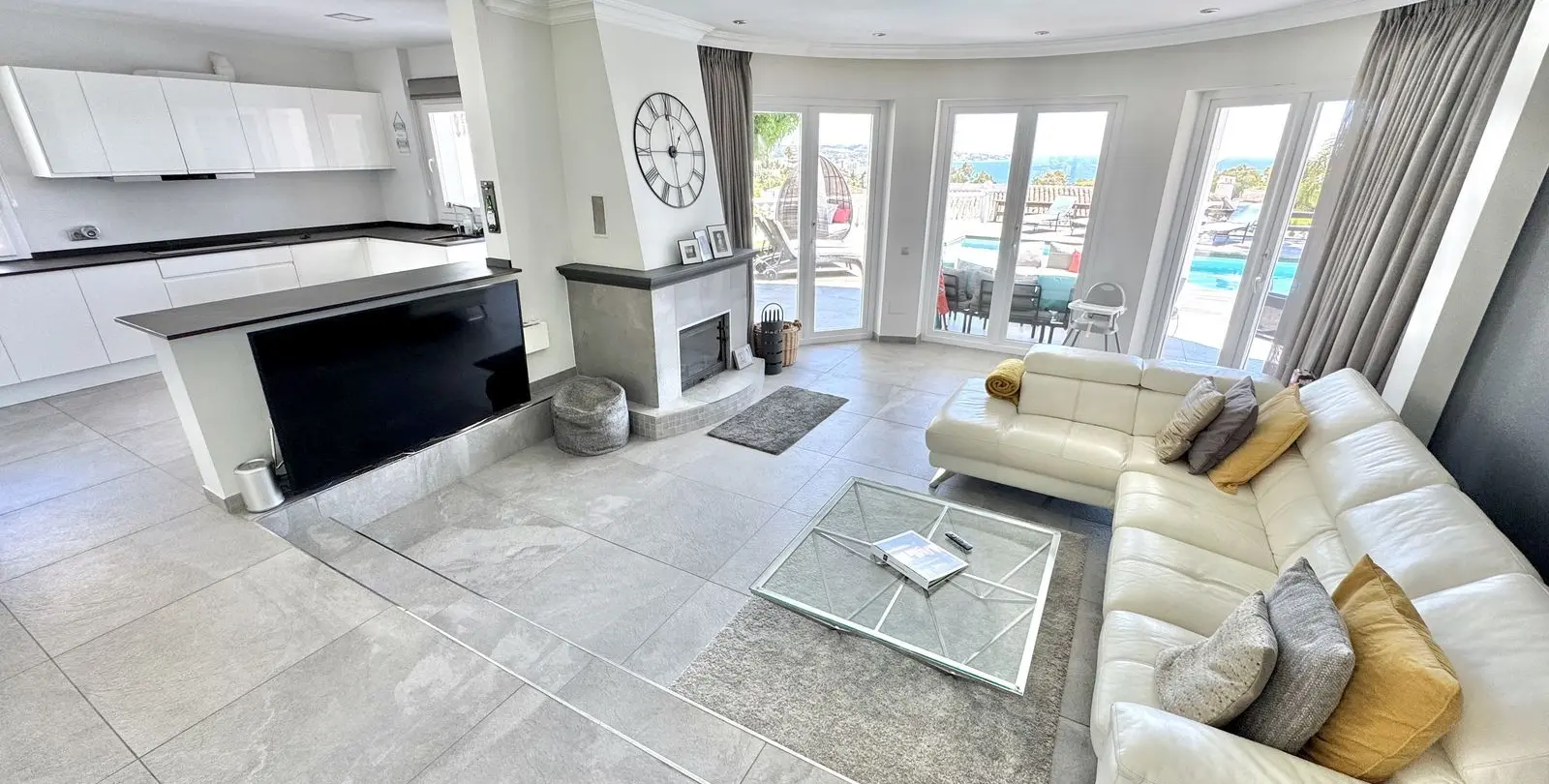 Продажа  отдельно стоящей виллы в La Cala de Mijas 12
