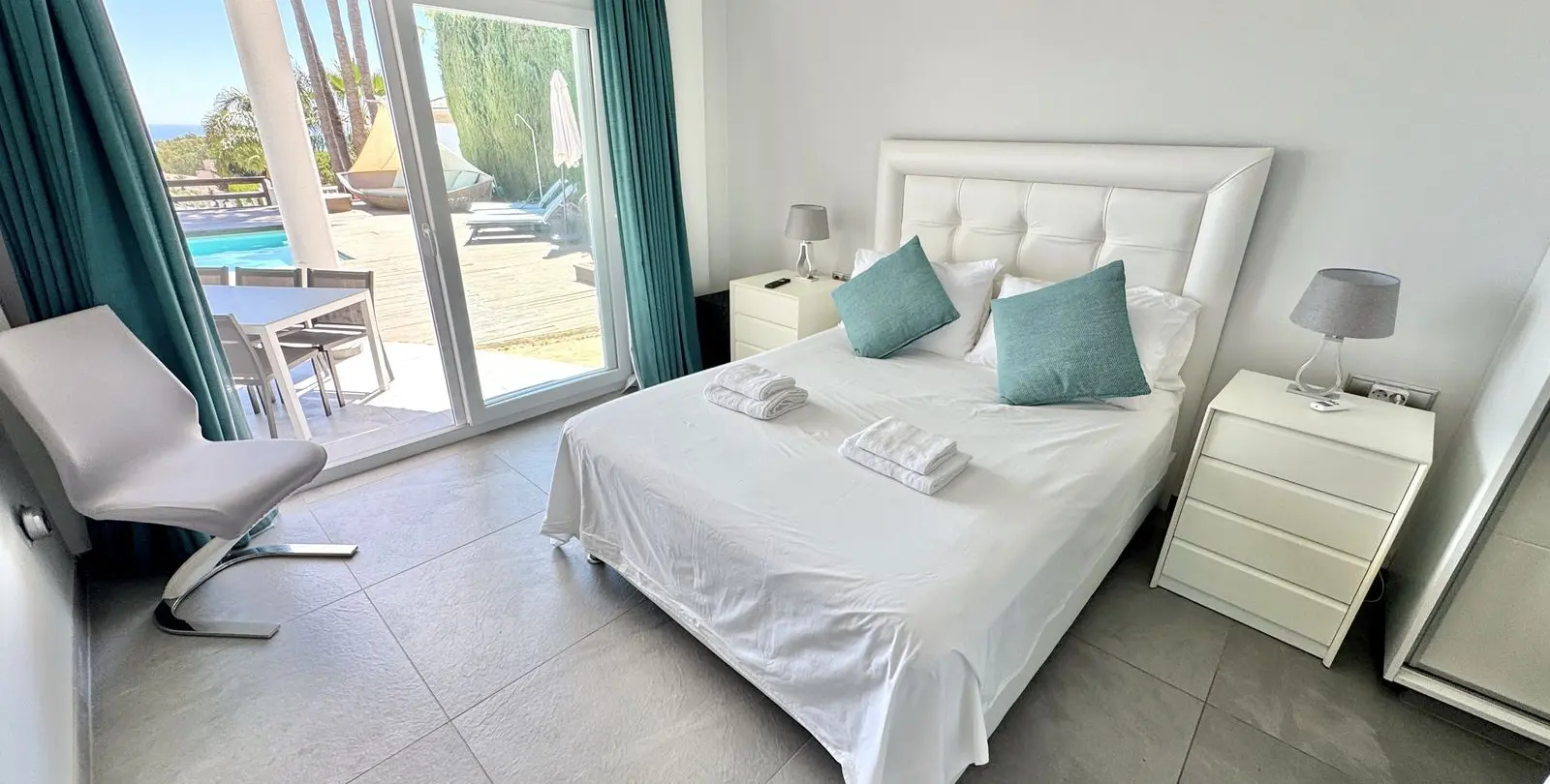 Продажа  отдельно стоящей виллы в La Cala de Mijas 16