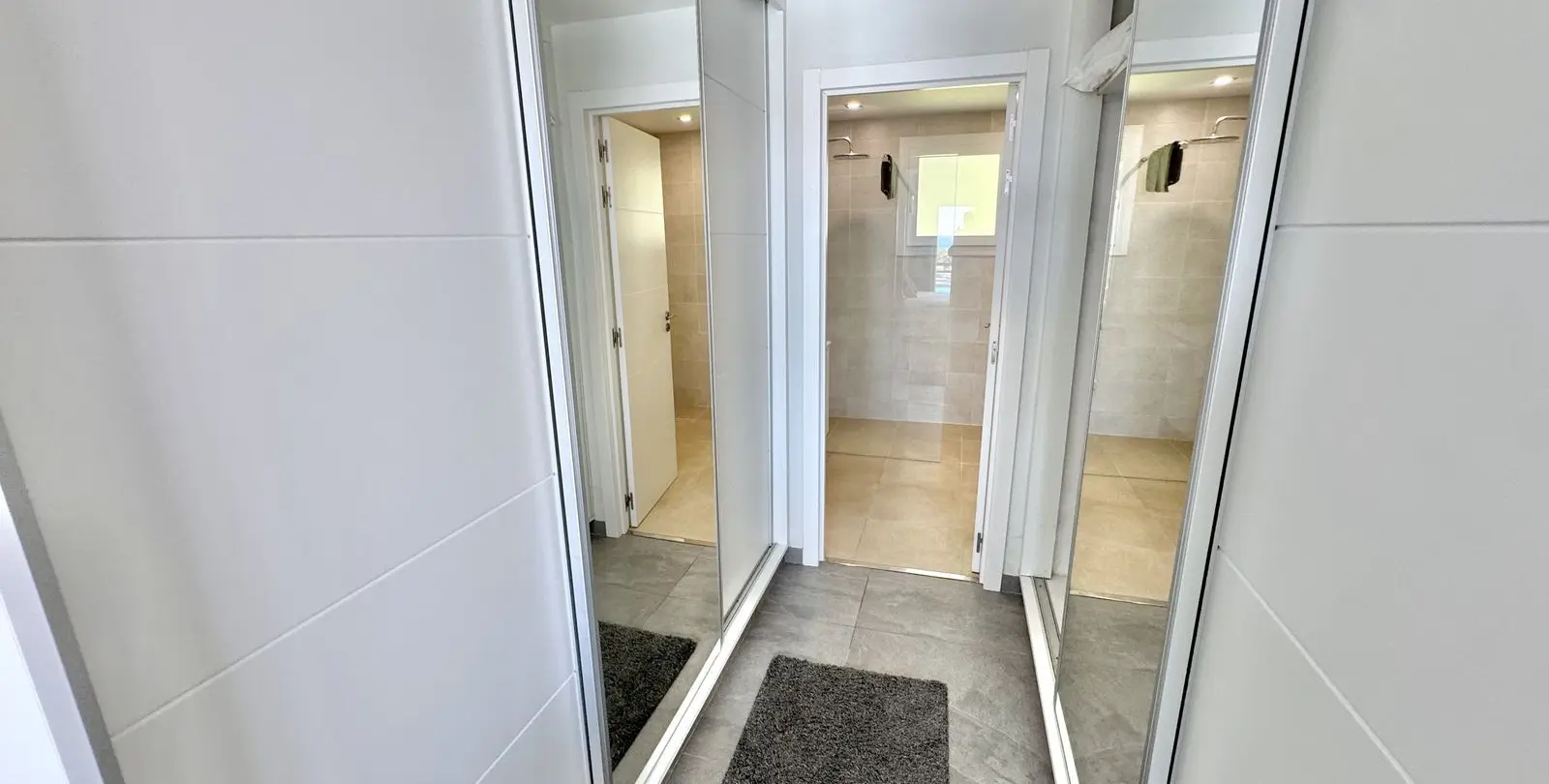 Продажа  отдельно стоящей виллы в La Cala de Mijas 18