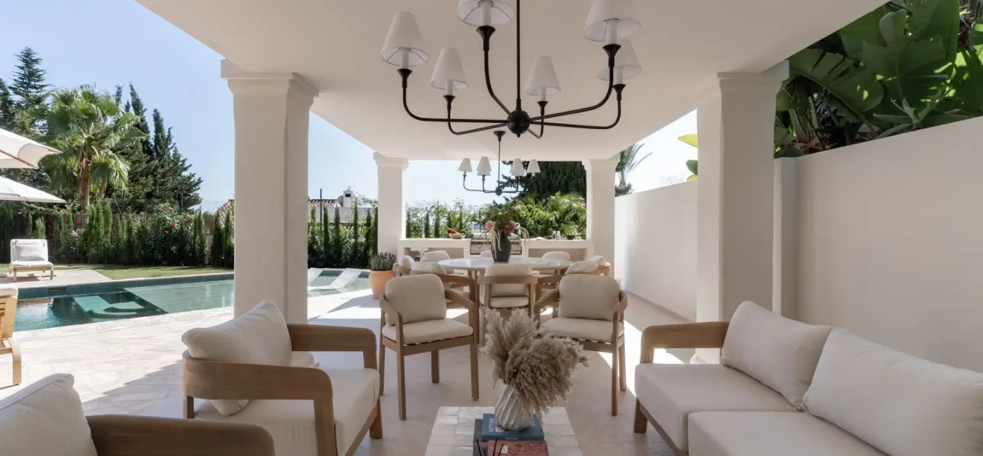 Продажа  отдельно стоящей виллы в Nueva Andalucía 3
