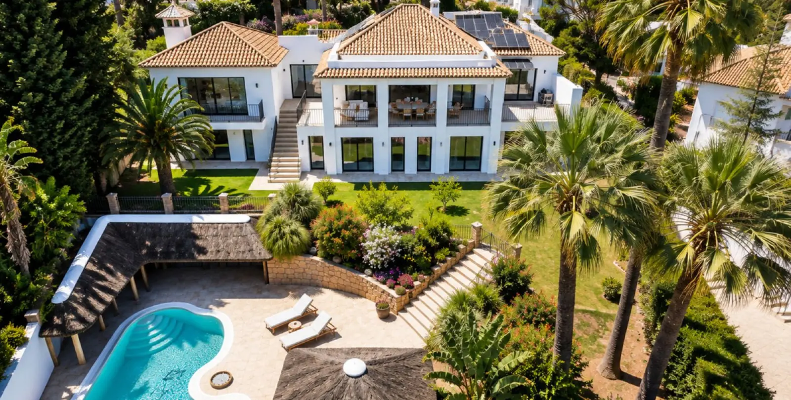 Long-term rent of detached villa in Nueva Andalucía 2