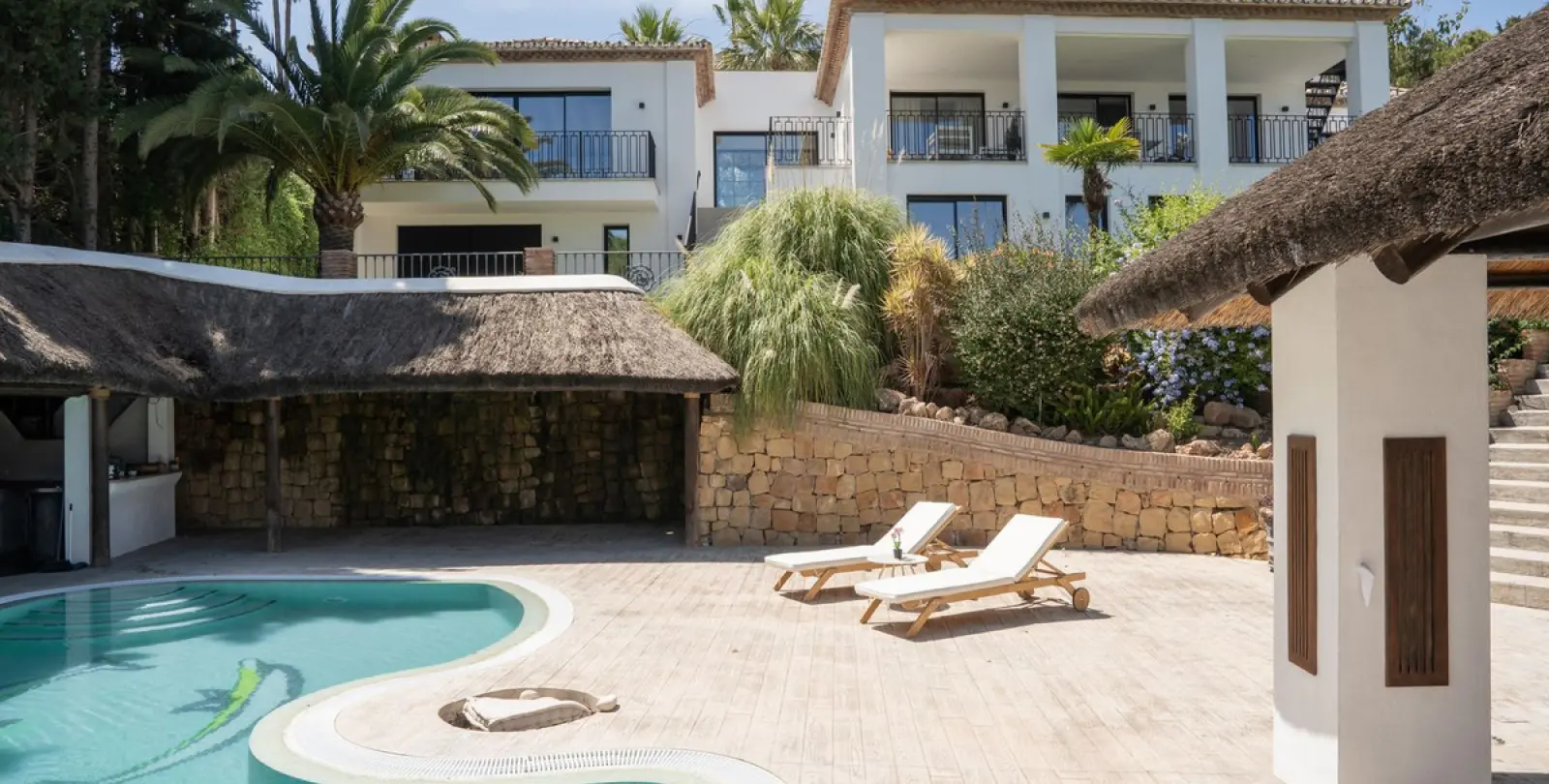 Long-term rent of detached villa in Nueva Andalucía 22