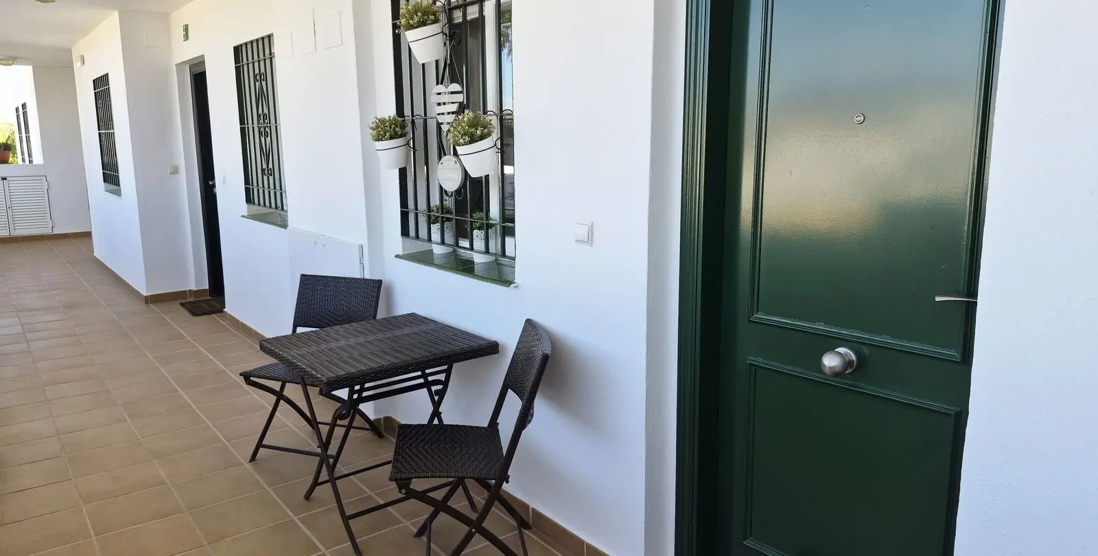 Venta de apartamento en planta media en Miraflores 26