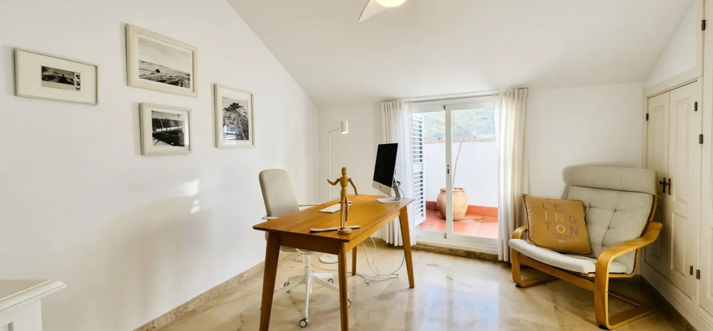 Venta de ático dúplex en Marbella 2