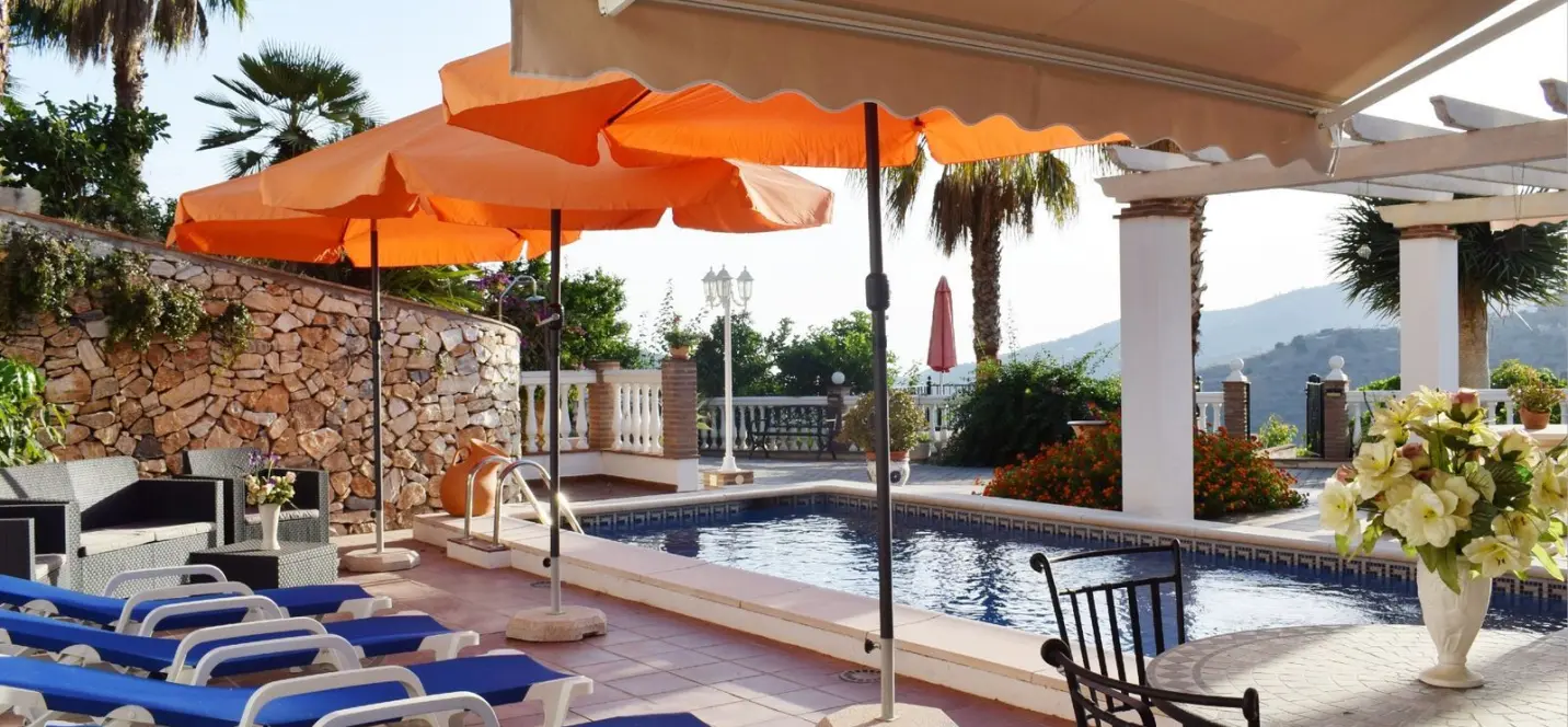Venta de villa independiente en Cómpeta 1