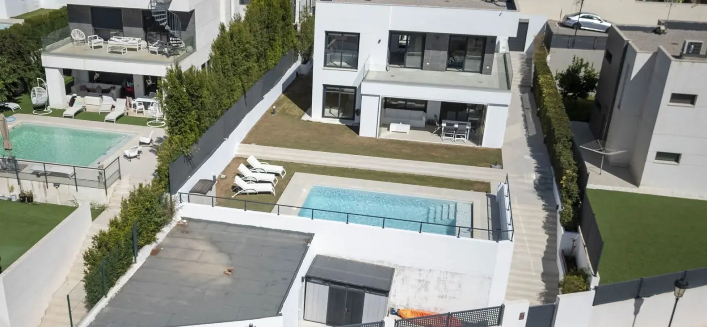 Venta de villa independiente en La Duquesa 1