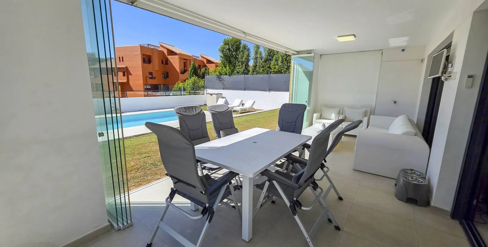 Venta de villa independiente en La Duquesa 7