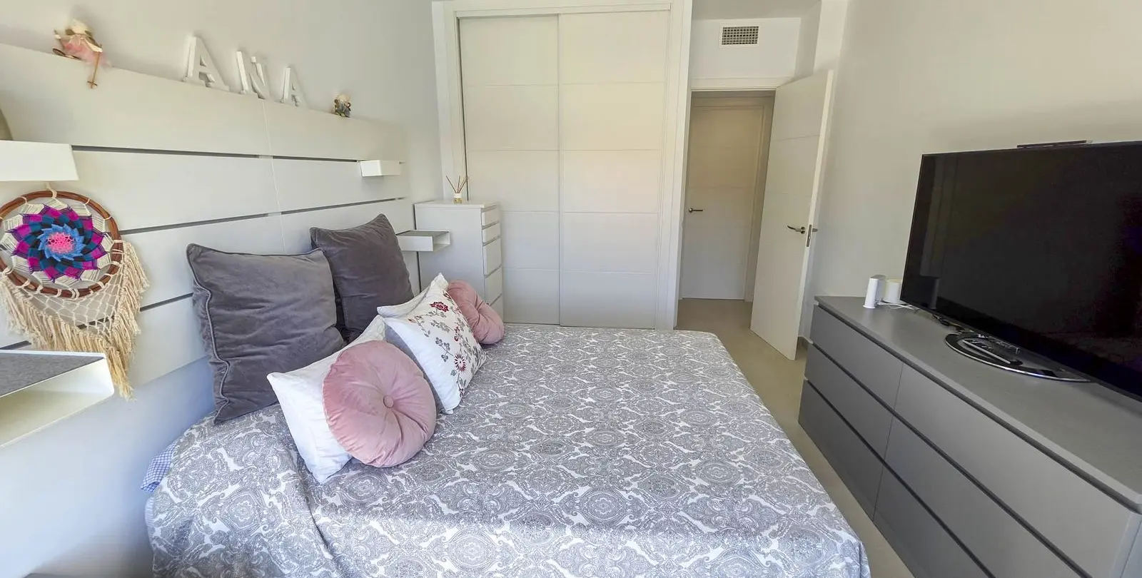 Venta de villa independiente en La Duquesa 31