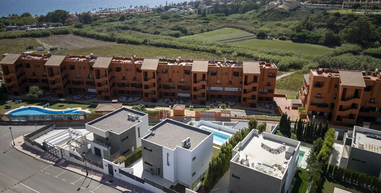 Venta de villa independiente en La Duquesa 50