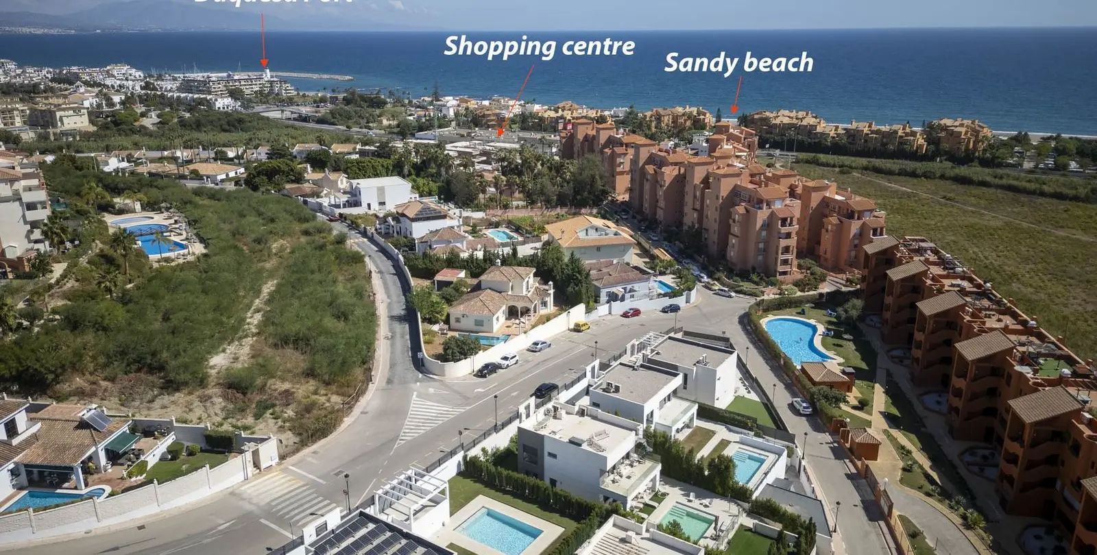 Venta de villa independiente en La Duquesa 51