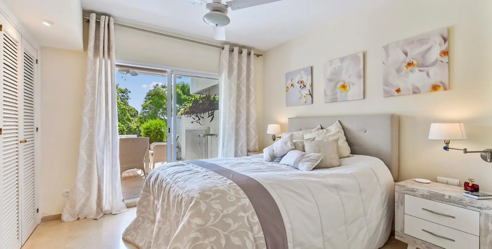 Long-term rent of middle floor apartment in The Golden Mile 5