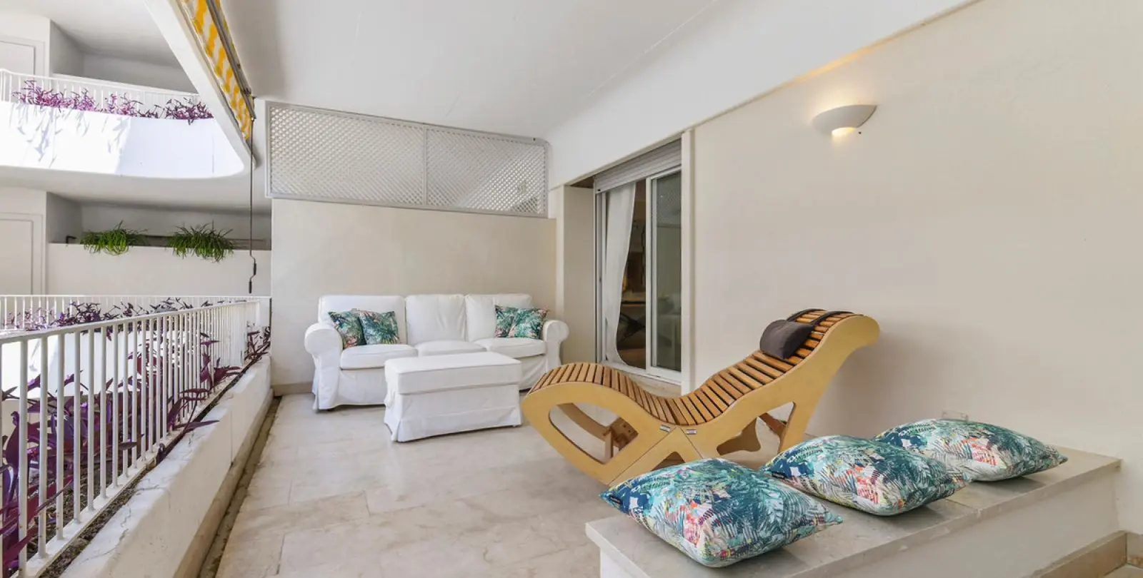 Long-term rent of middle floor apartment in The Golden Mile 6