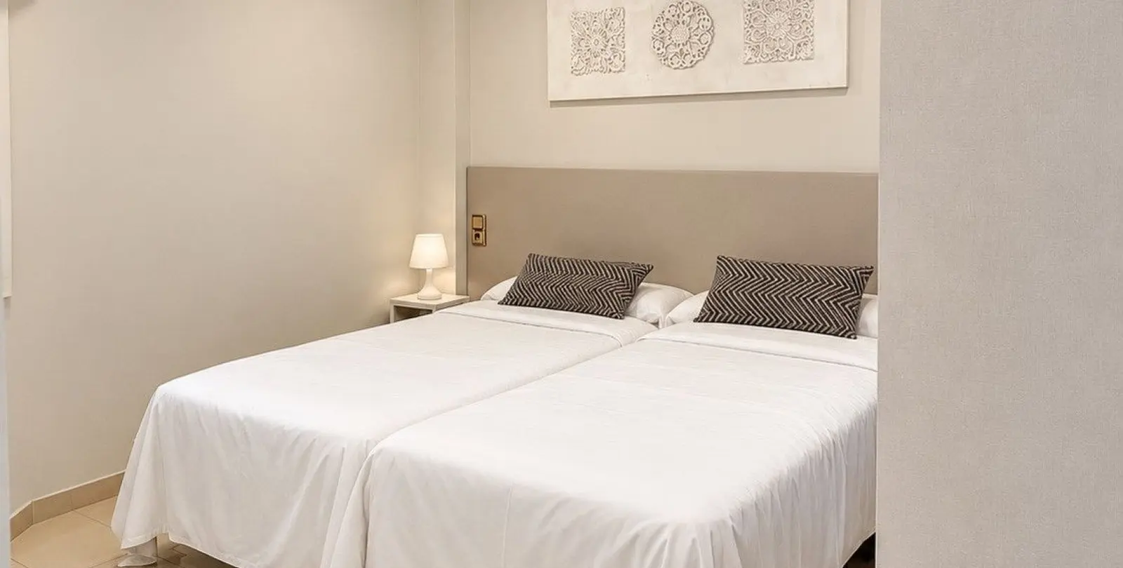 Venta de apartamento en planta media en Perchel Sur 10