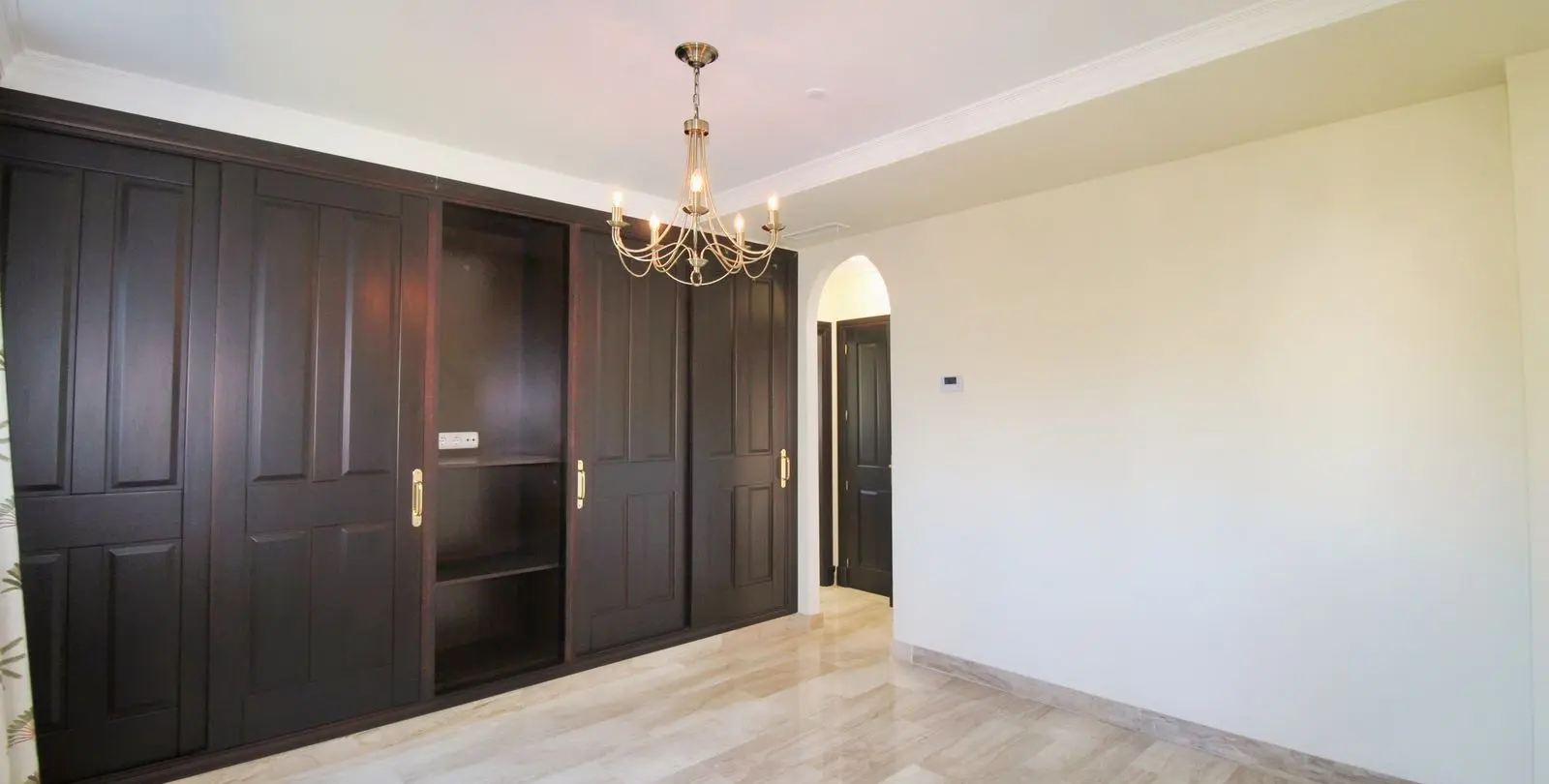 Продажа  отдельно стоящей виллы в Guadalmina Alta 17