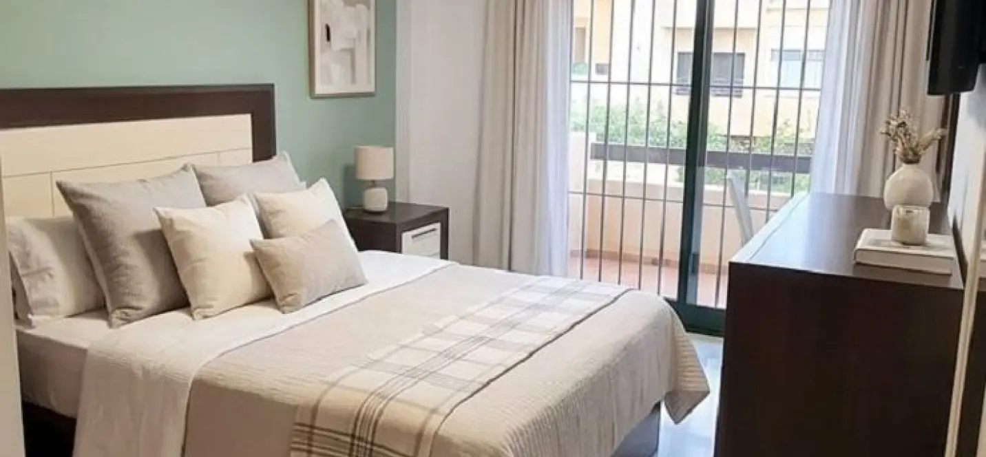 Sale of ground floor apartment in Fuengirola 2