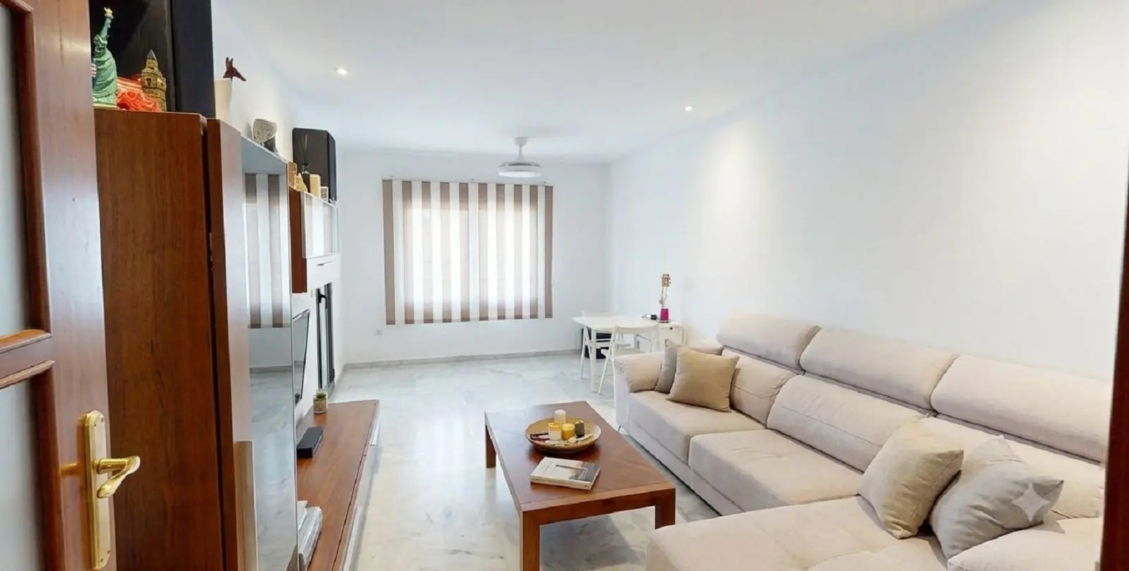 Venta de apartamento en planta baja en Fuengirola 9