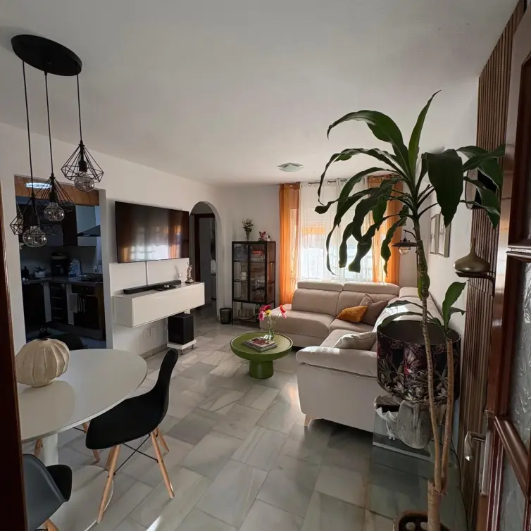Venta de apartamento en planta media en Málaga Centro