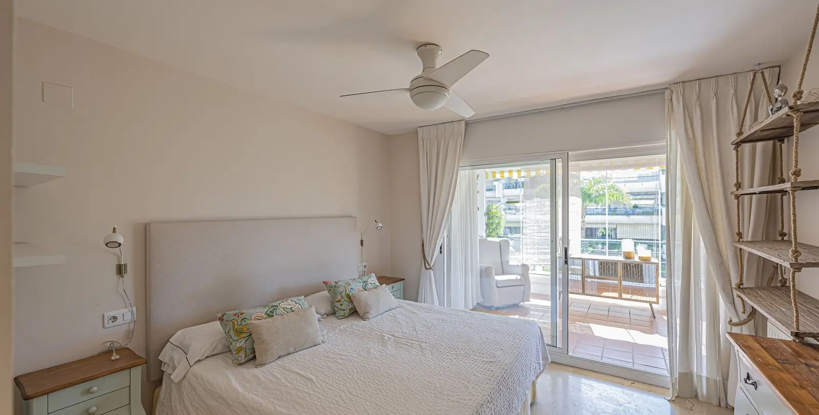 Sale of middle floor apartment in Guadalmina Alta 3