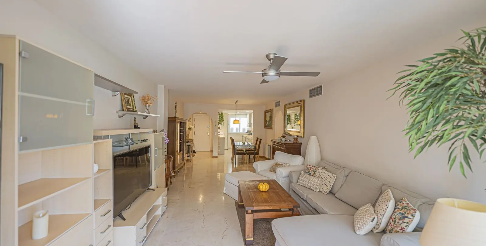 Sale of middle floor apartment in Guadalmina Alta 5