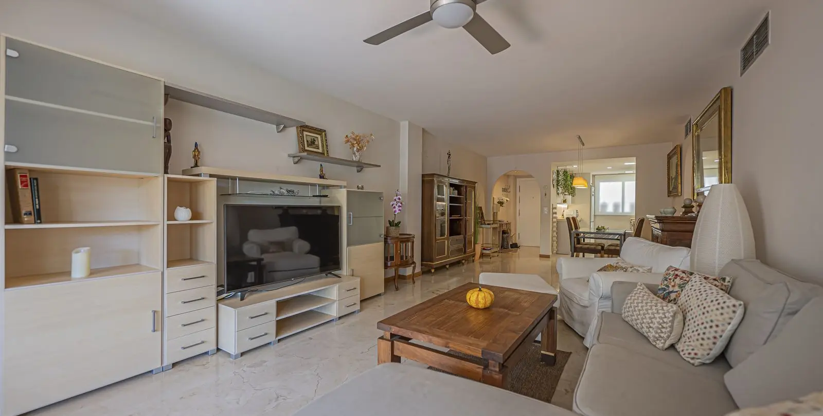 Sale of middle floor apartment in Guadalmina Alta 8
