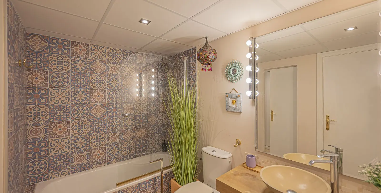 Sale of middle floor apartment in Guadalmina Alta 18