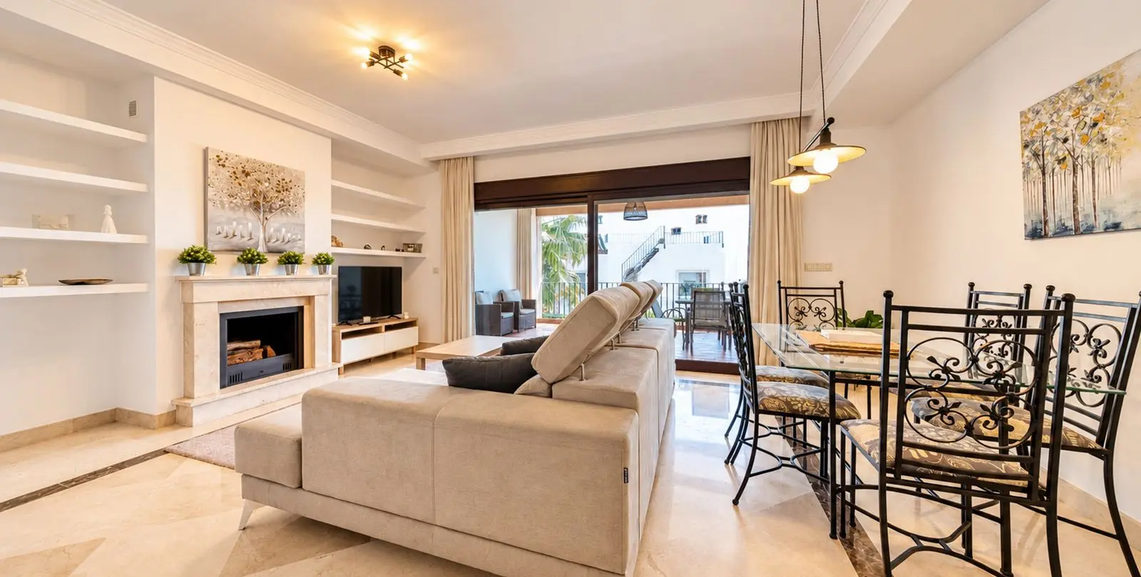 Venta de adosado en Estepona 2
