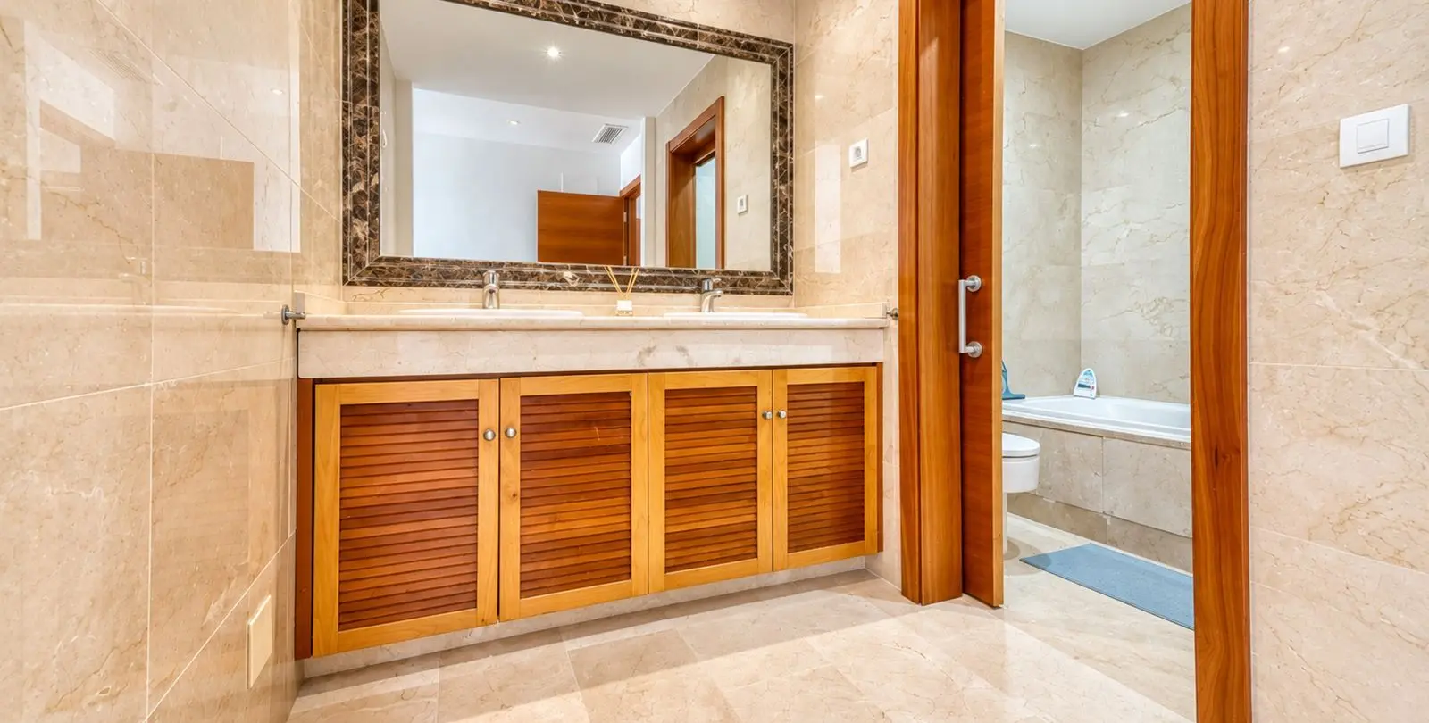 Venta de adosado en Estepona 33