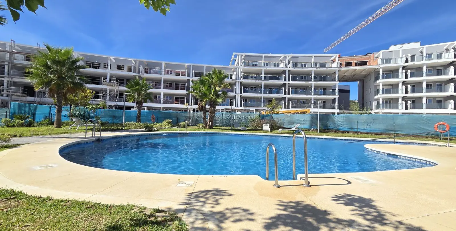 Продажа пентхауса в Manilva 33