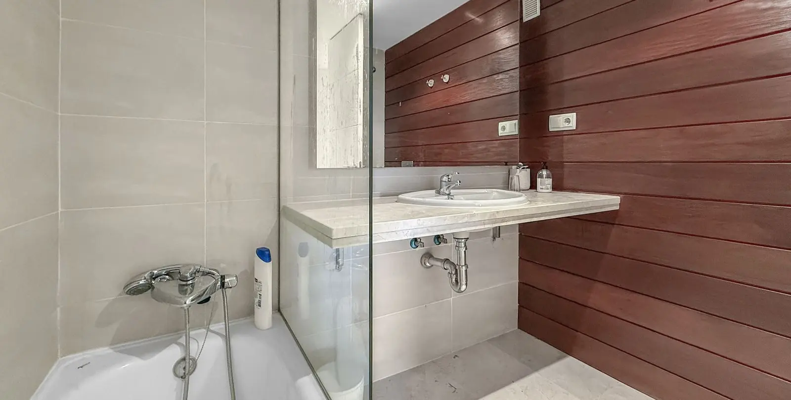 Продажа апартаментов на первом этаже в Manilva 47