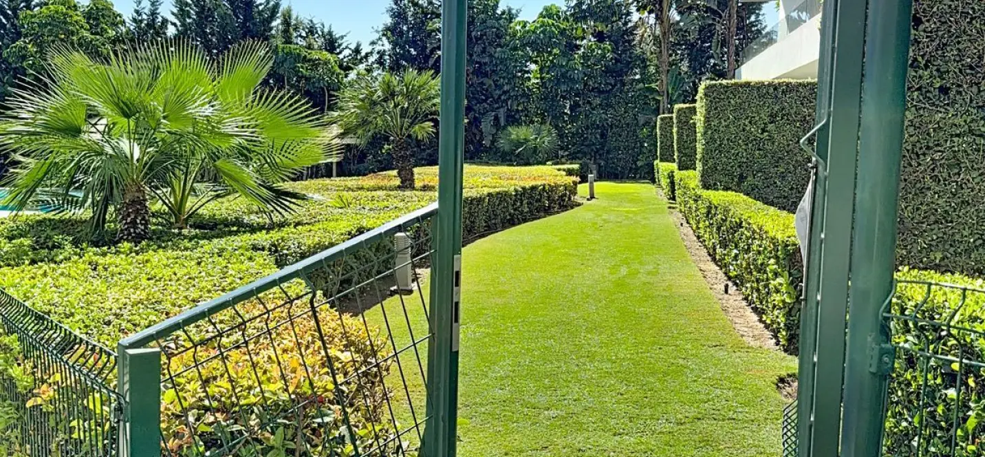 Venta de apartamento en planta baja en Bel Air 2