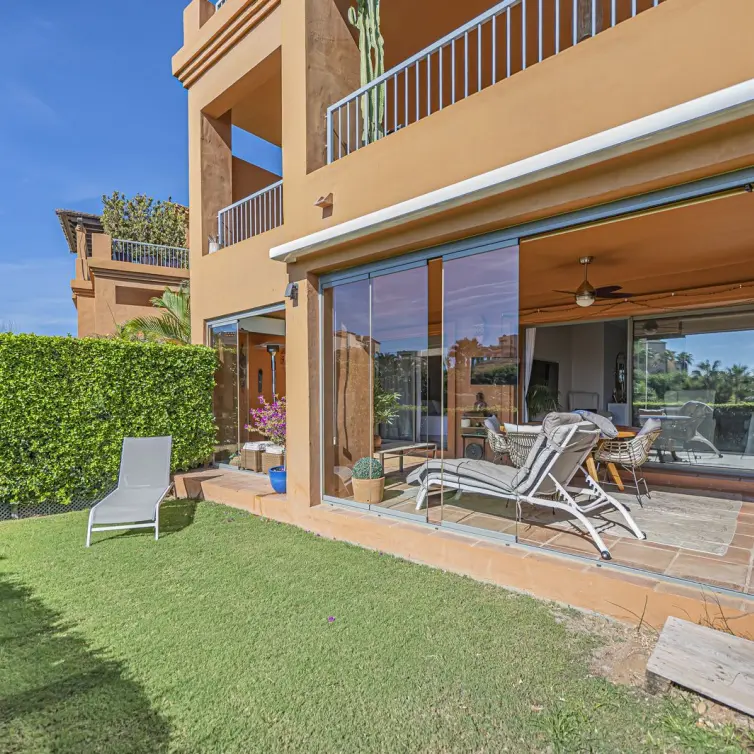 Venta de apartamento en planta baja en Atalaya