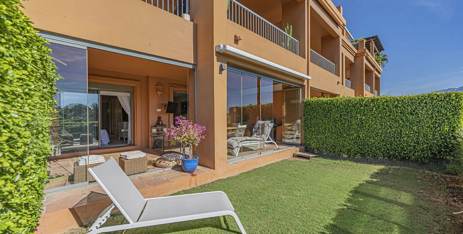 Venta de apartamento en planta baja en Atalaya 9