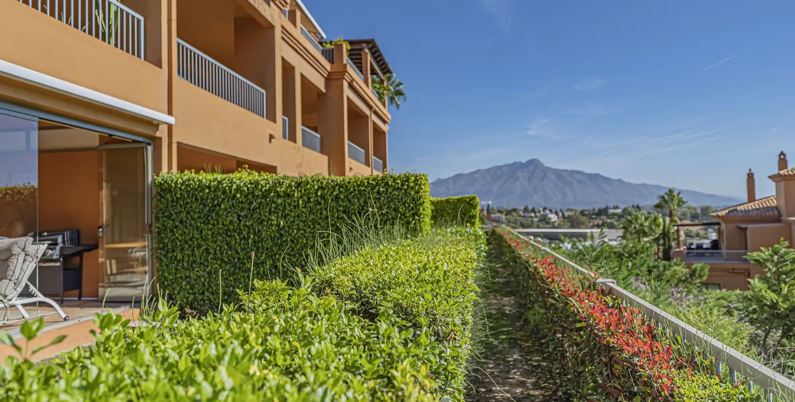 Venta de apartamento en planta baja en Atalaya 12
