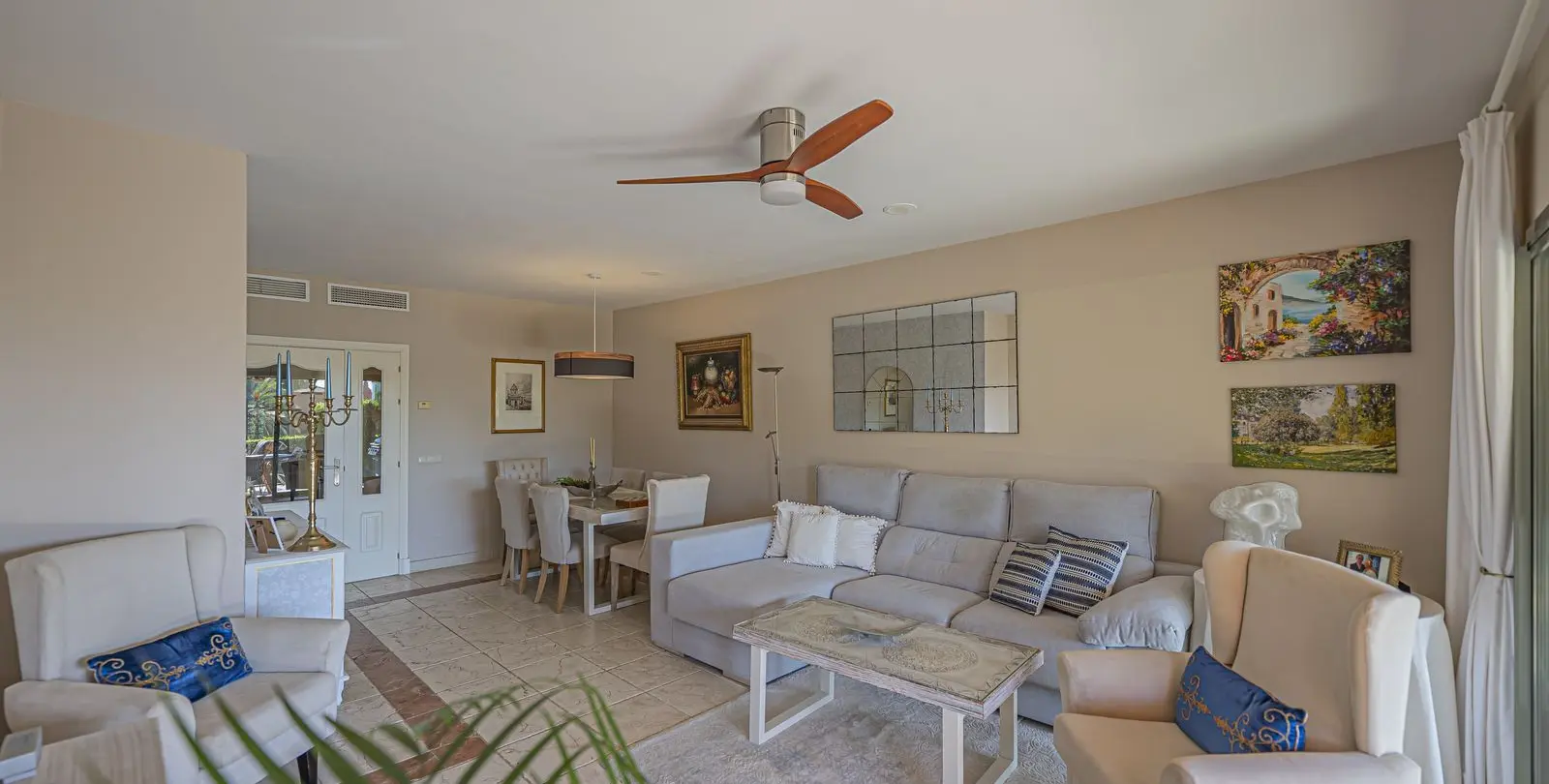 Venta de apartamento en planta baja en Atalaya 17