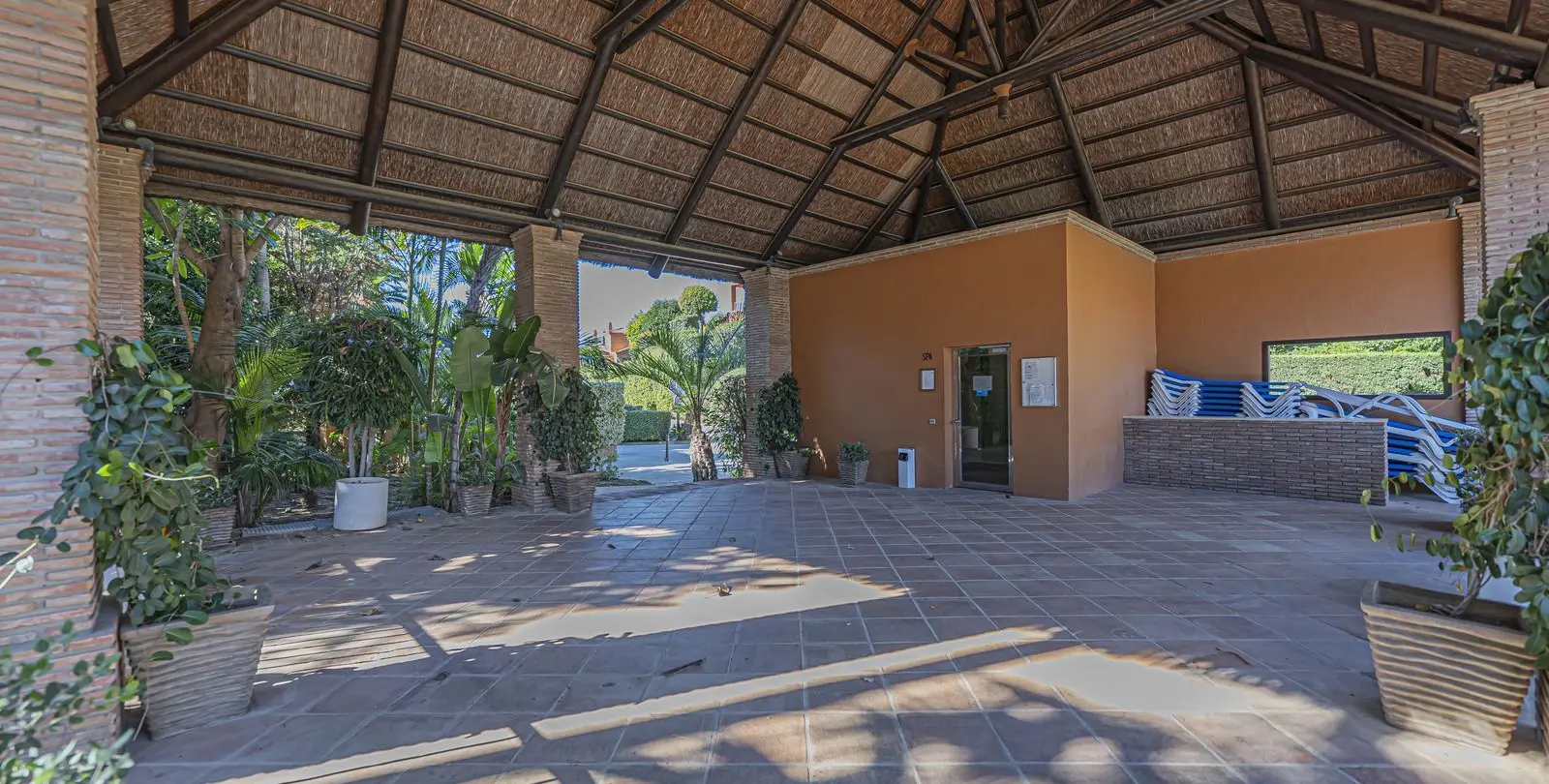 Venta de apartamento en planta baja en Atalaya 26
