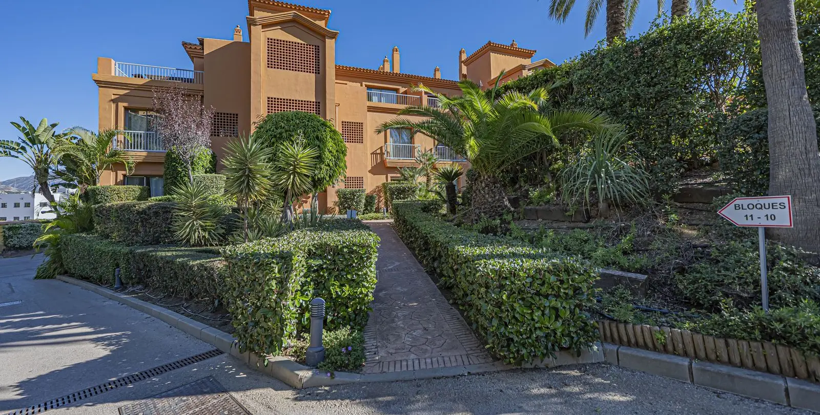 Venta de apartamento en planta baja en Atalaya 29