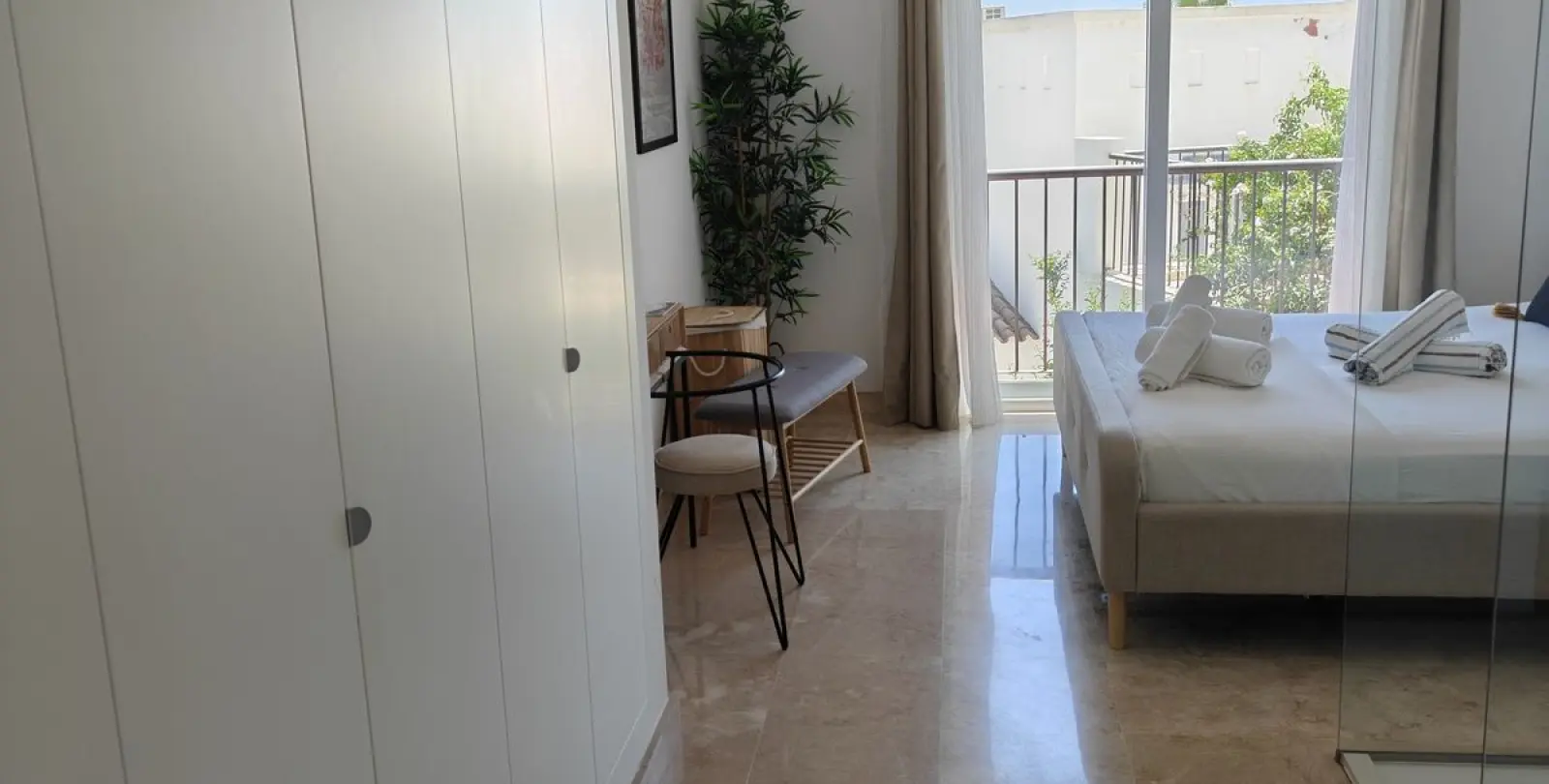 Sale of penthouse in Benahavís 12