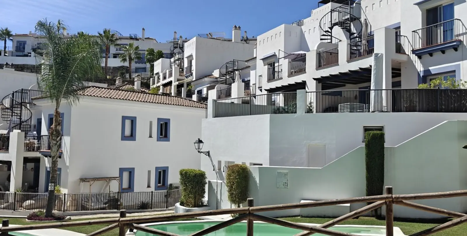 Sale of penthouse in Benahavís 30