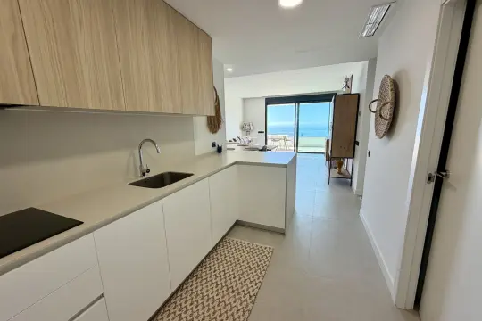 Image 4 thumb