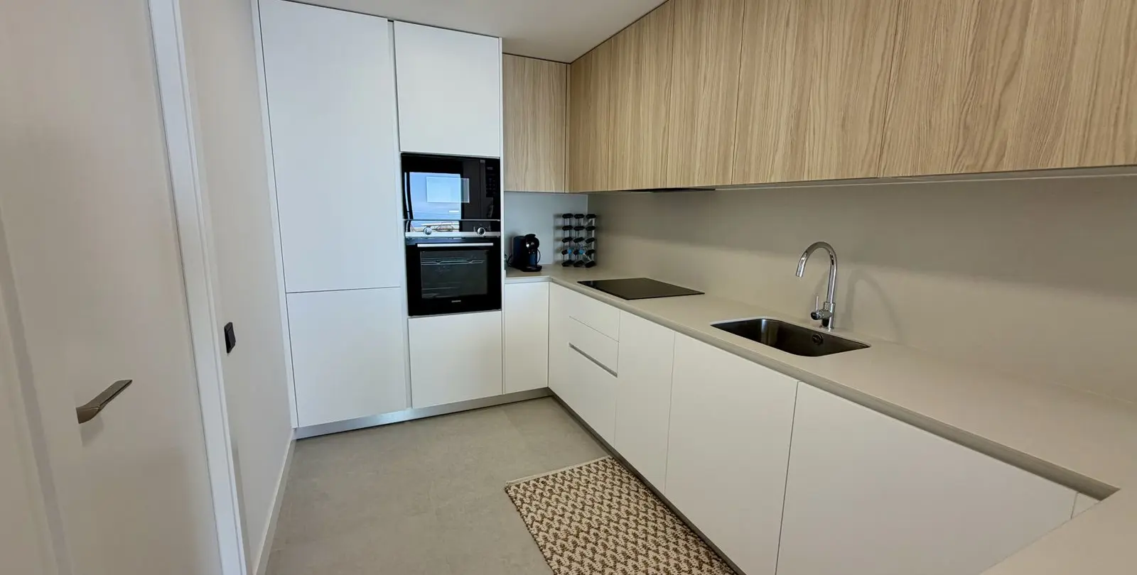 Sale of middle floor apartment in Marbella 6