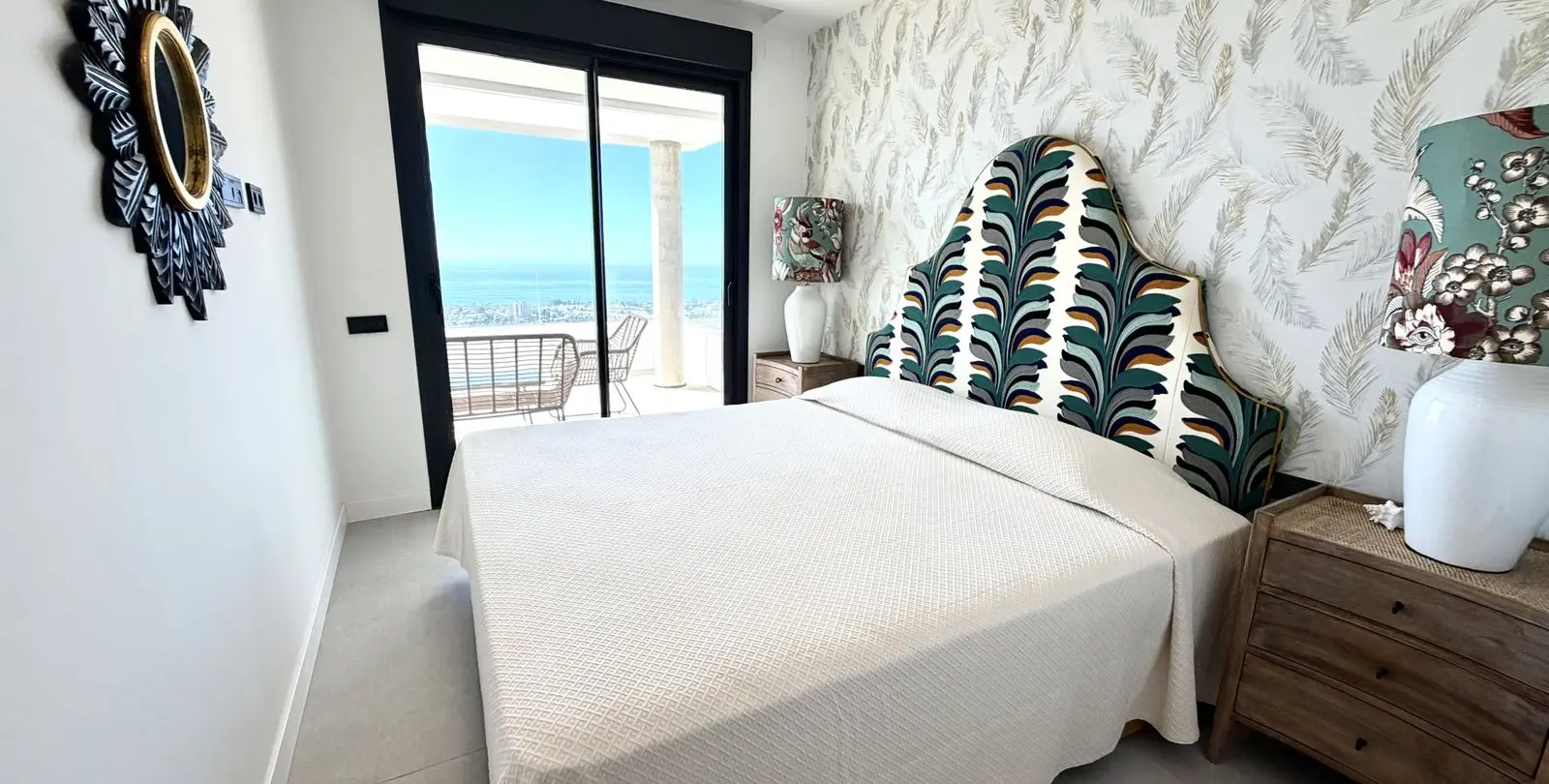 Sale of middle floor apartment in Marbella 17