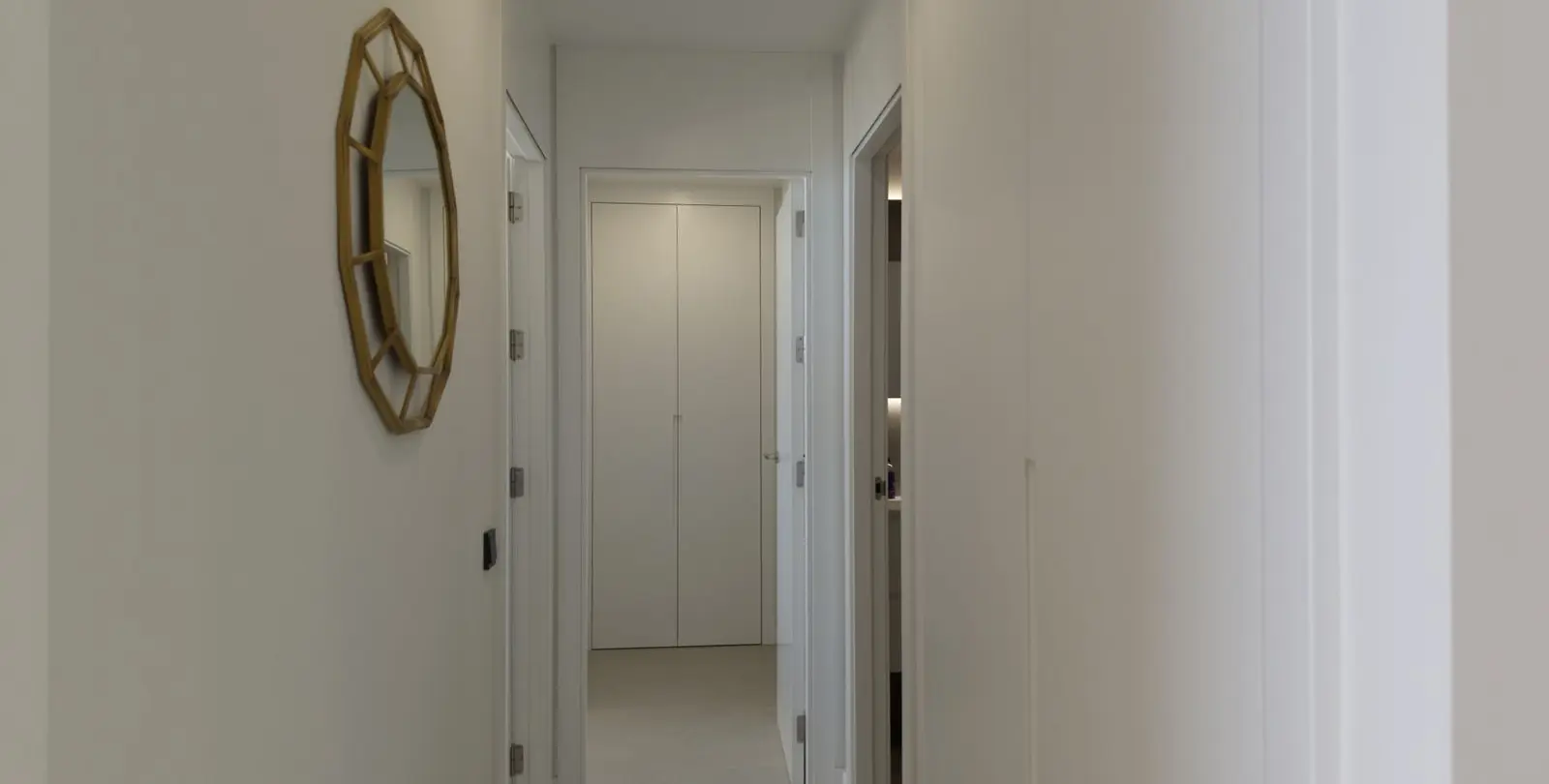 Sale of middle floor apartment in Marbella 38