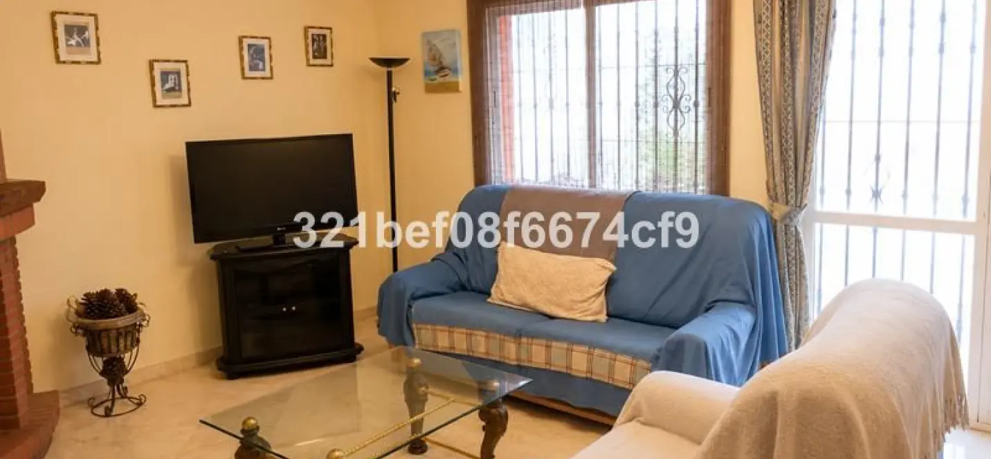 Sale of townhouse in Estepona 0