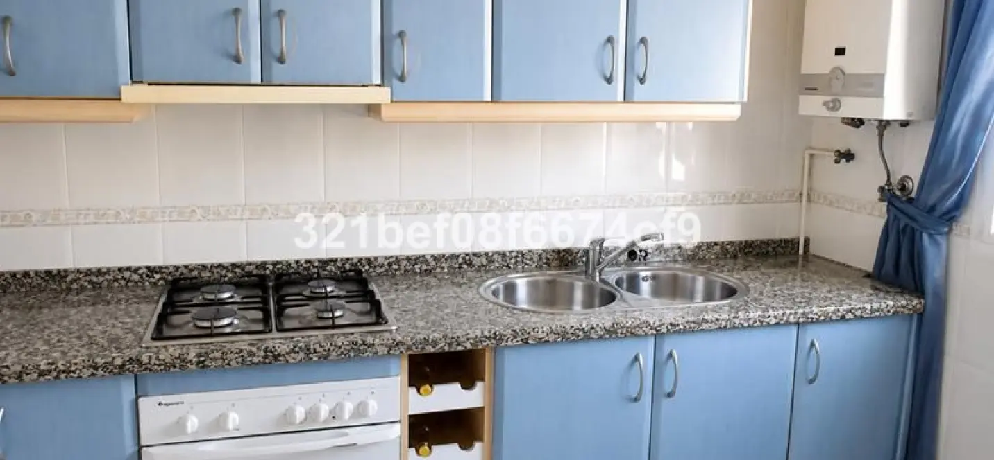 Sale of townhouse in Estepona 2