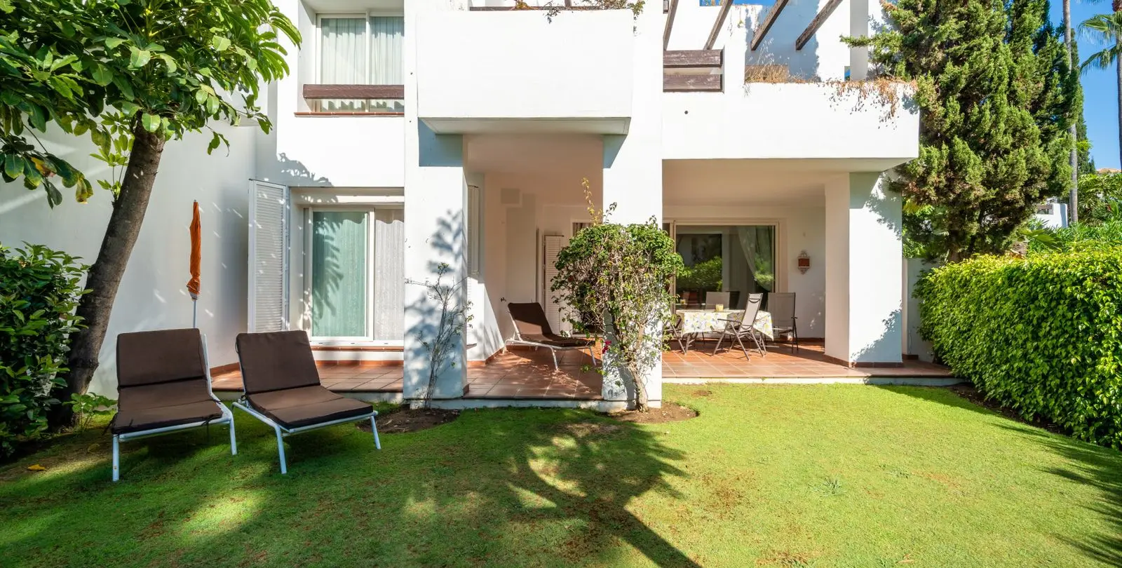 Sale of ground floor apartment in Estepona 7